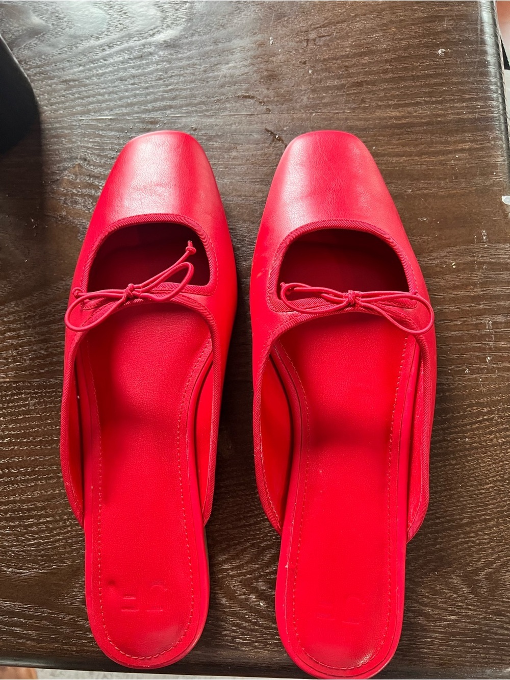 Seraphine Red Square-Toe Slip-On Mules with Bow Detail - Picture 2 of 7